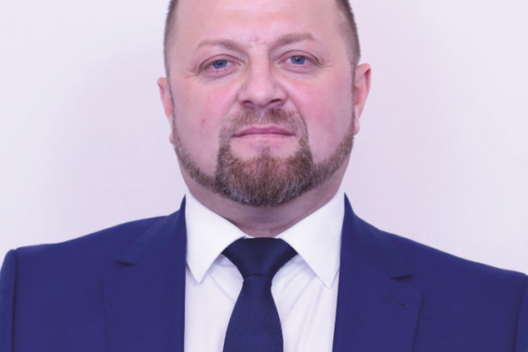 Deputat Ioan Lăzăroi: Un nou an şcolar nu poate începe cu vechile scuze ale statului